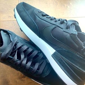 BRAND NEW!! NIKE WAFFLE ONE